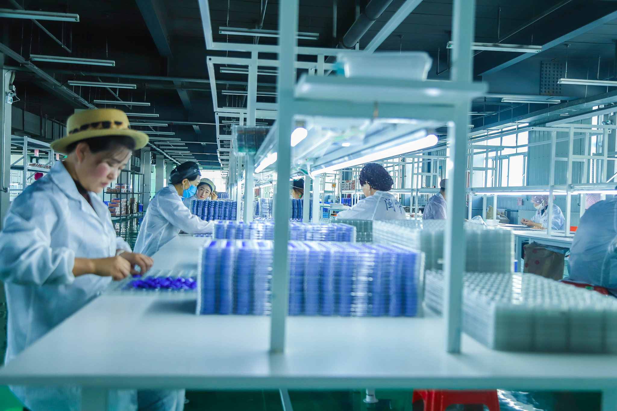 卡立方集團(tuán)寧夏工廠獲得一項用于智能卡加工的超聲波焊接裝置專利